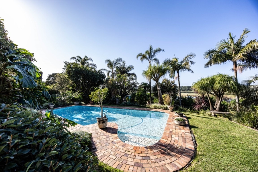 4 Bedroom Property for Sale in Beacon Bay Eastern Cape